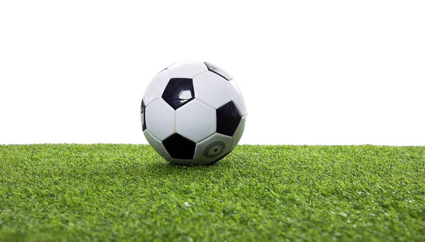 足球爱好者观赛场景